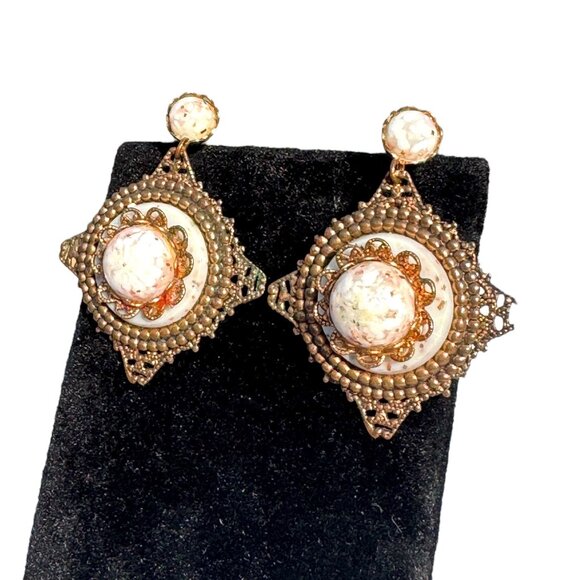 Vintage Art Deco Copper Filigree Clip-On Earrings With White Fleck Stone - Picture 3 of 8